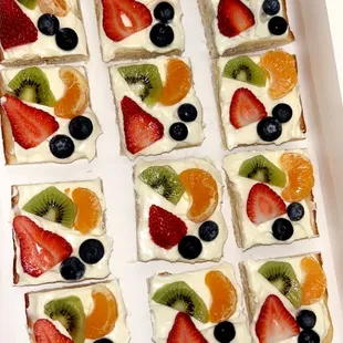 Fruit Pizza