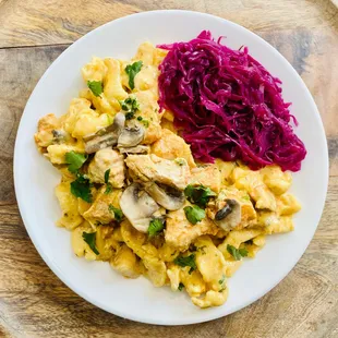 German Chicken &amp; Spätzle (halal)