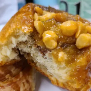 Mac nut sticky bun