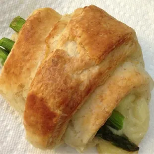 Asparagus croissant