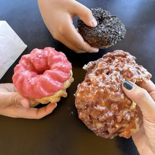 donuts, dough desserts, food