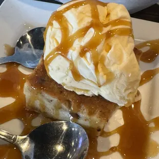 Homemade ice-cream and bread pudding