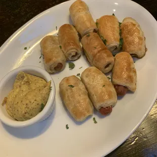 Pigs in a blanket (minus one)