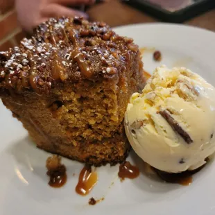 Apple spice cake.