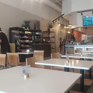 sushi and sashimi, interior