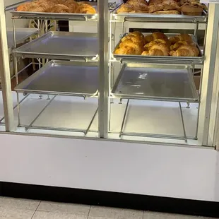 NO donuts at 6:20am! VERRRRRY disappointed