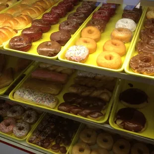 donuts, dough desserts, food