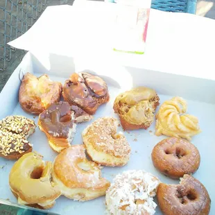 food, dough desserts, donuts