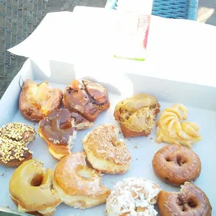 dough desserts, food, donuts