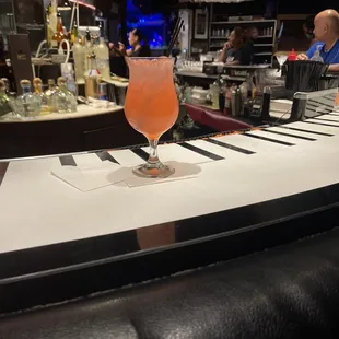 A rum mixed drink