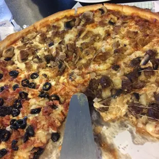 They divide toppings, up to 4 ways!