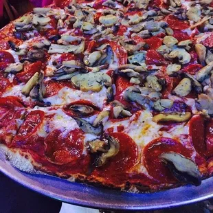 Pep- mushroom pizza