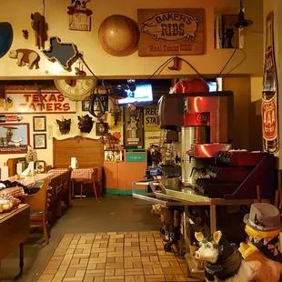 Very eclectic interior, we like the funky and unpredictable.