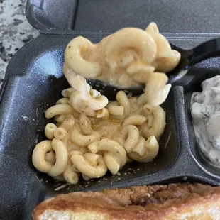macaroni and cheese with macaroni and cheese