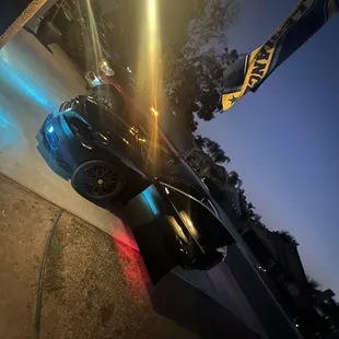 one headlight car lmao