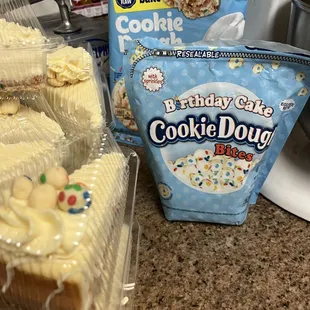 Birthday cake Cookie dough cheesecake