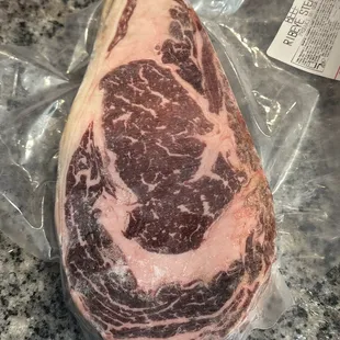 I haven't had Ribeye in so long!! I am excited for this! I will have potatoes with it and a salad and feel no guilt ;)