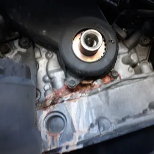 2010 Toyota Sienna timing Belt and Water Pump Service 
6612418581