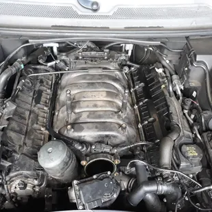 2013 Land Rover, LR4
Water pump, thermostat and hoses Re po air
6612418581