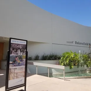 Entrance to Bakersfield Museum of Art