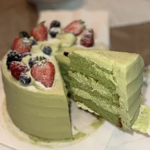 One of the best matcha cakes I&apos;ve ordered from a bakery