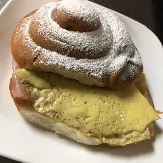 Breakfast Sandwich