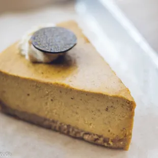 Pumpkin cheesecake IG: @thephotographerfoodie