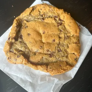 Chocolate chip cookie