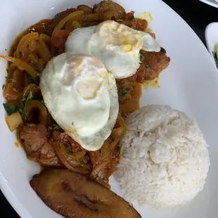 Bistec Encebollado