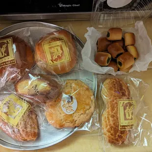 Total of items shown, $20