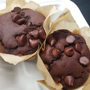 Chocolate chip muffins!!