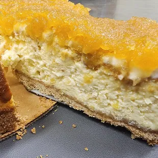 Pineapple cheesecake