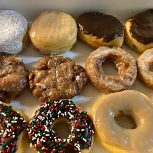 Baking Donuts Plus