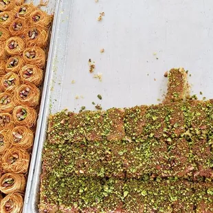 two trays of baklali