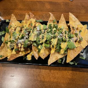 Spicy Tuna Poke Nachos