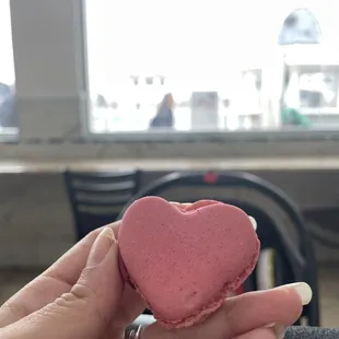 Vday macaroon