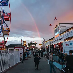 Arcade and ferris wheel - rainbow