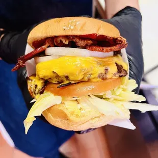 Bacon cheeseburger