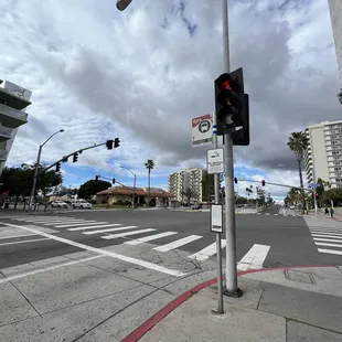 a traffic light on a street corner