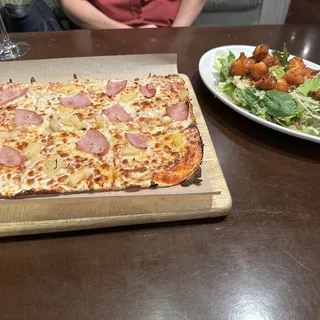 Canadian Bacon and Sweet Pineapple Pizza