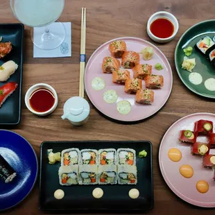 sushi and sashimi, sashimi, sushi, food