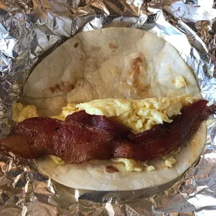 Bacon and egg taco