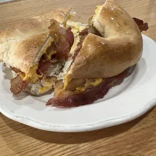 Bacon egg sandwhich