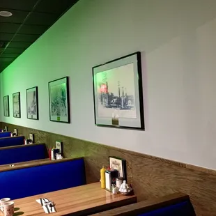 This is everything in a delicious welcoming Cafe! Comfort food in a comfortable setting. Loyal regulars for obvious reasons. Sleek remodel.