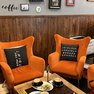 Love the cute Friends themed pillows