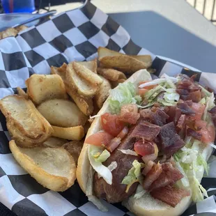 'Murica BLT Dog (also known as heaven on a bun)