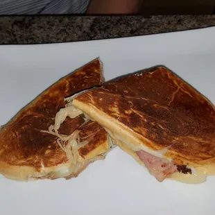 Cuban sandwich