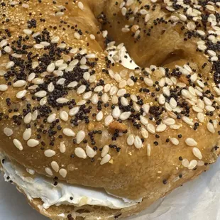 Everything bagel with cream cheese. Perfect.