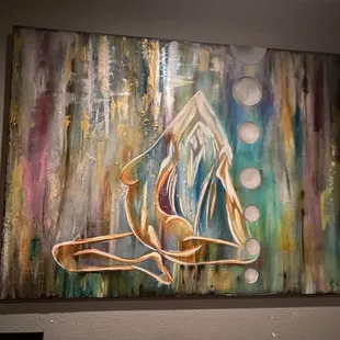 Love love love this art work in the massage room!