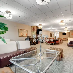 sushi and sashimi, interior